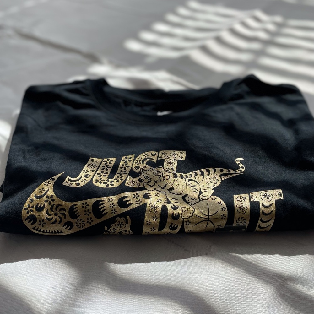 Nike T-shirt